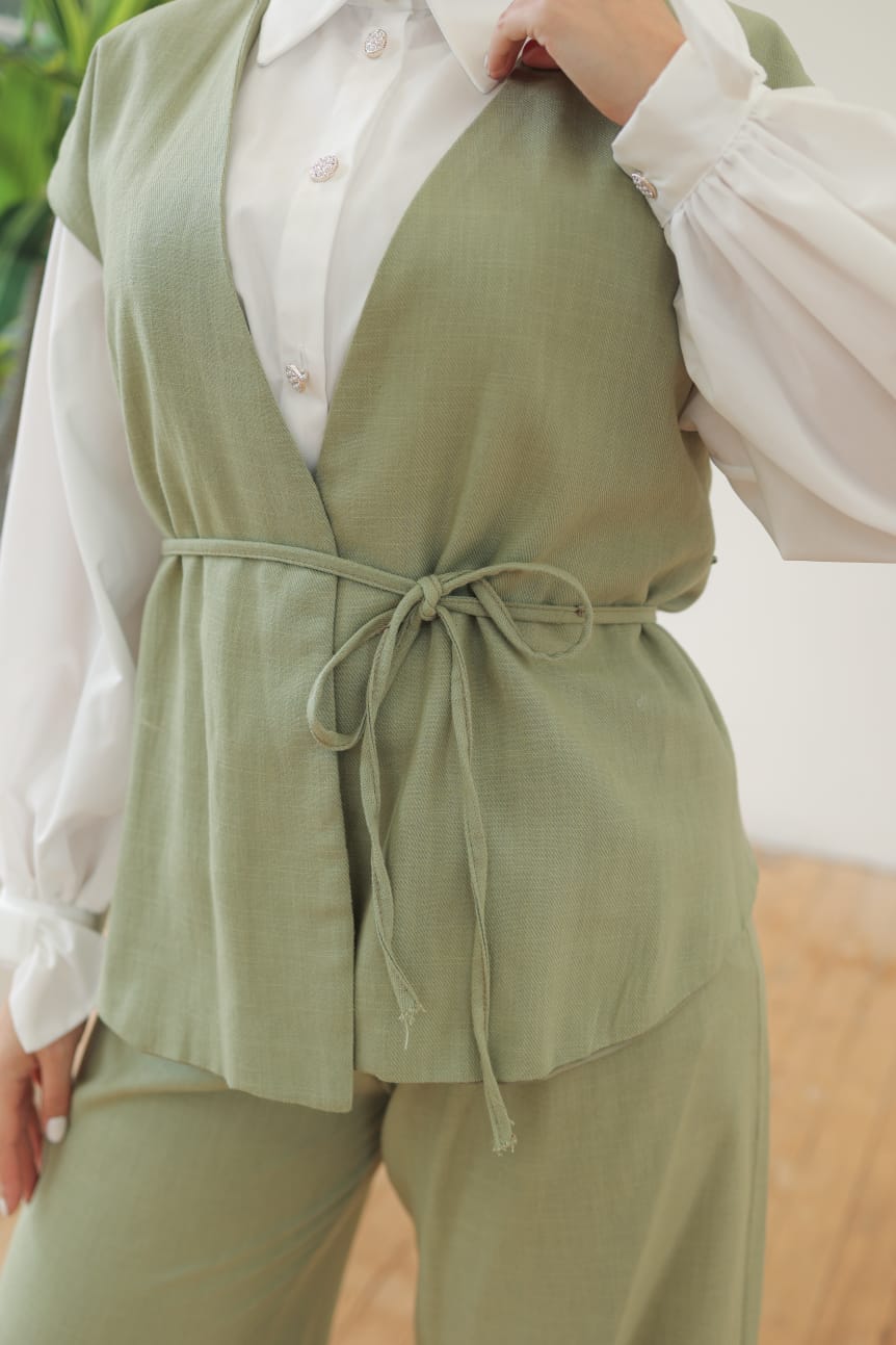 Olivia Yelekli Takım