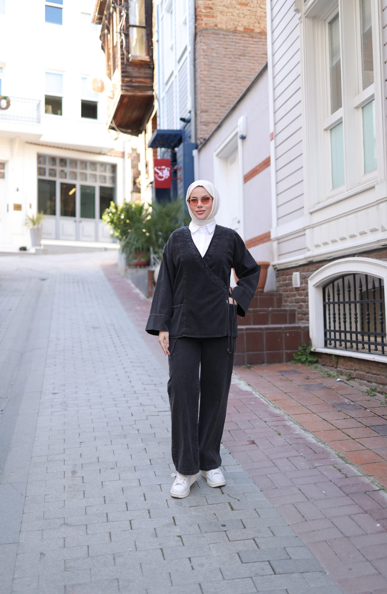 Charm Kot Takım
