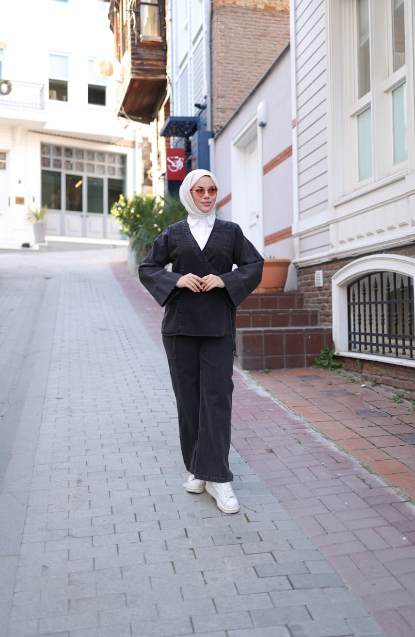 Charm Kot Takım