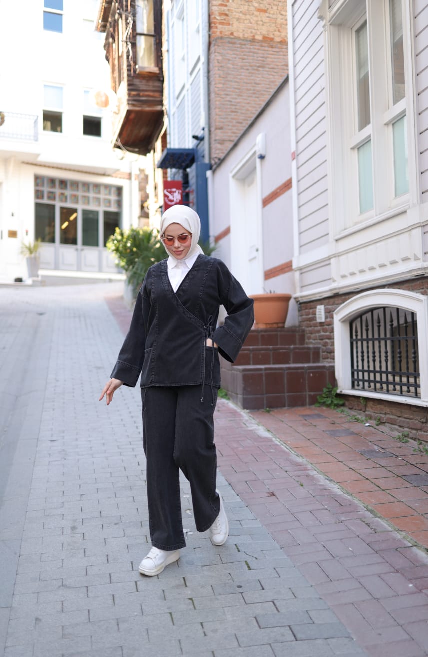 Charm Kot Takım